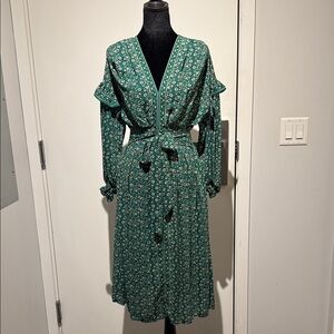 Max Studio Teal Floral Long Sleeve Dress